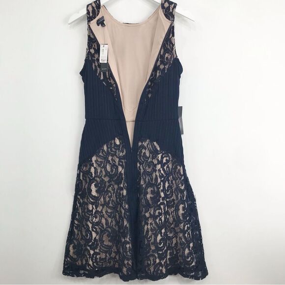 The Limited Navy Blue Lace Panel Rib Stretch Cream Lined Sleeveless Dress NEW - Picture 9 of 16